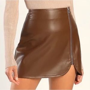 Lulu’s brown vegan leather mini skirt - new with tags!